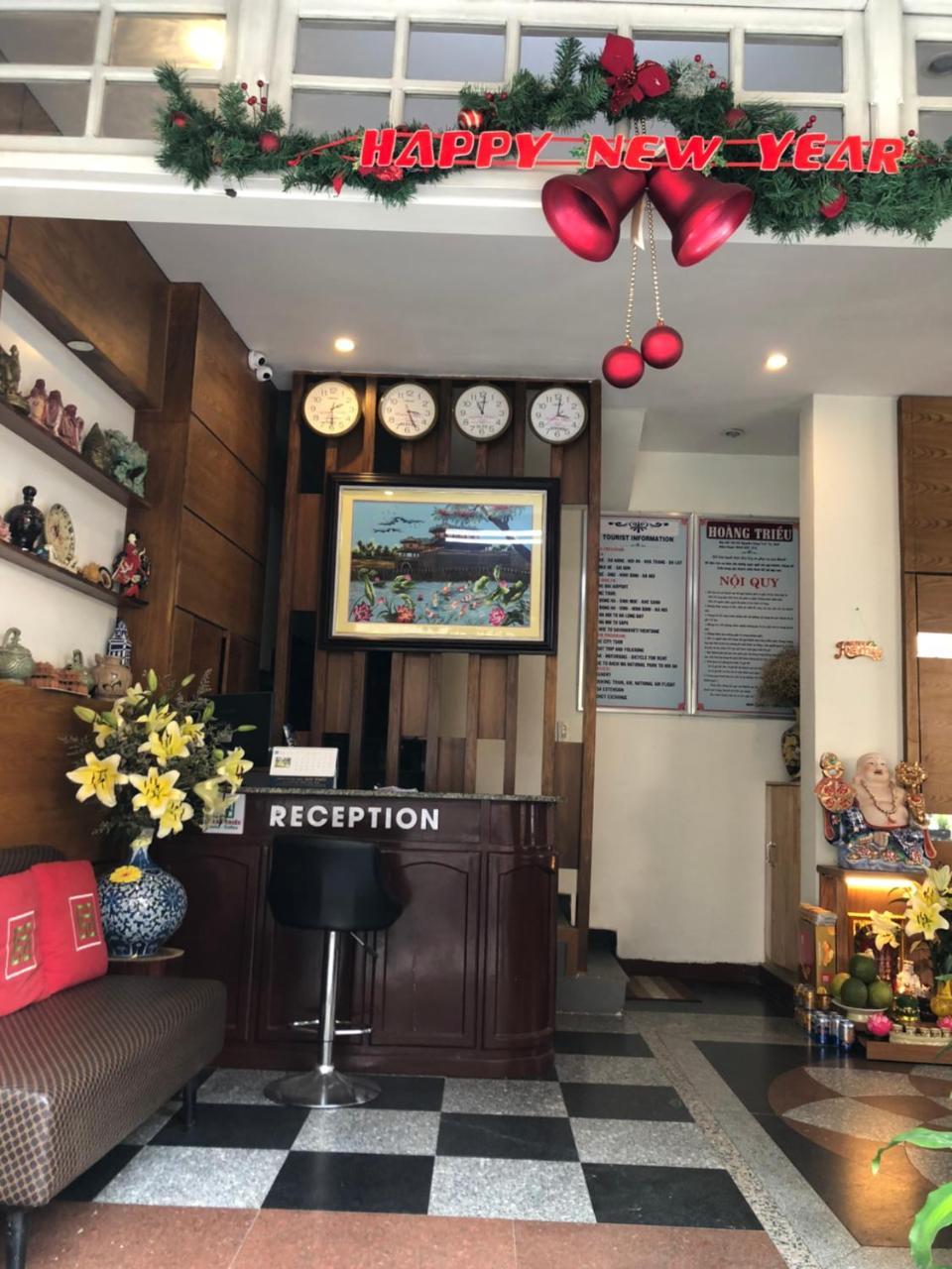 Hoang Trieu Hotel Hue Exterior photo